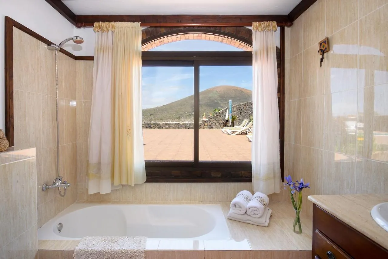 فيلا Casa Clara 1 Conil 0*,  إسبانيا